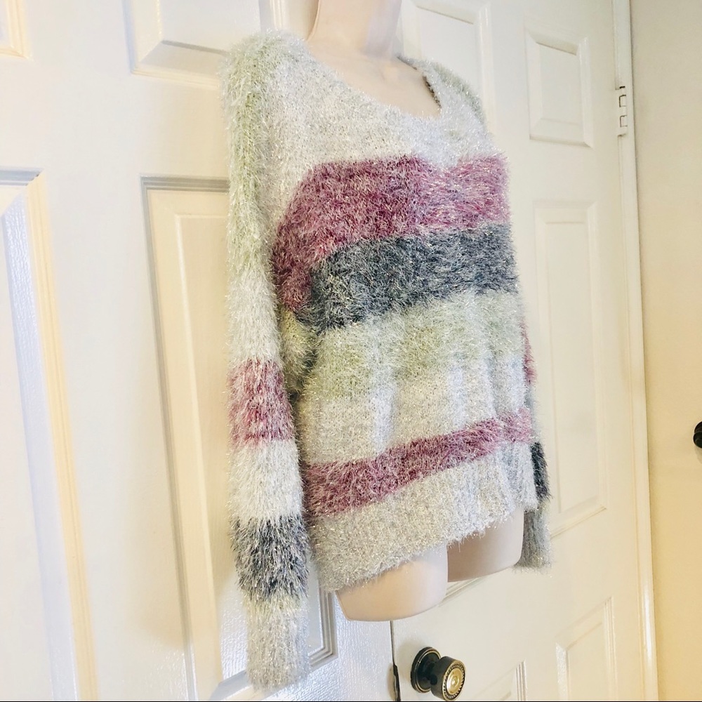 NWT-Wild Fable-Soft-Metallic Shimmer Sweater-Sz M - Picture 2 of 5